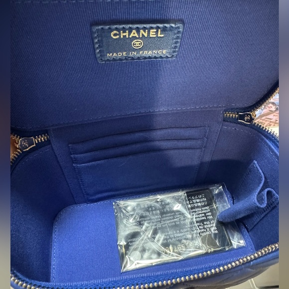 Chanel Top Handle Vanity Case Blue Gold Hardware - Picture 3 of 5